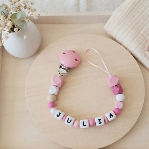 Attache tétine personnalisée perles bois et silicone