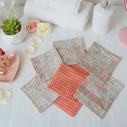 Lot de 8 lingettes démaquillantes coton imprimé et nid d'abeilles