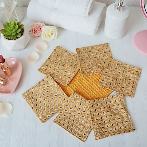 Lot de 8 lingettes démaquillantes coton imprimé et nid d'abeilles