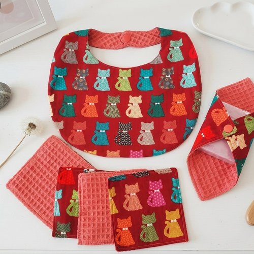 Ensemble naissance coton et nid d'abeilles corail