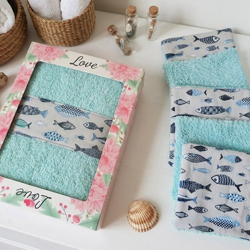 Boite cadeau gant de toilette et 6 lingettes thème marin