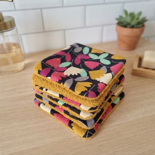 Lot de 8 lingettes démaquillantes coton imprimé et éponge