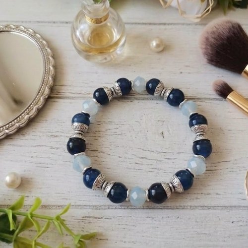 Bracelet perles en verre bleu marine et blanc bleuté
