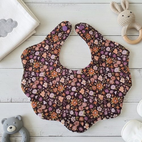 Bavoir naissance fleur coton imprimé et éponge