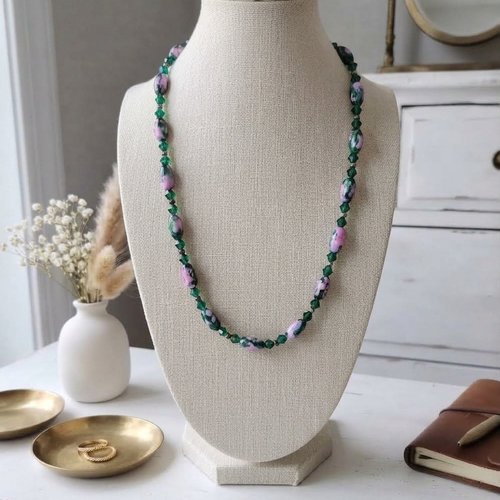 Collier perles en verre vertes et roses