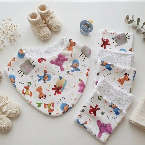 Ensemble naissance bavoir et 10 lingettes
