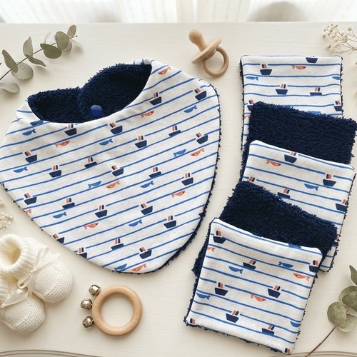 Ensemble naissance coton et éponge bleu marine