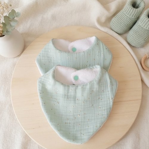 Lot de 2 bavoirs bandana double gaze vert et éponge bambou