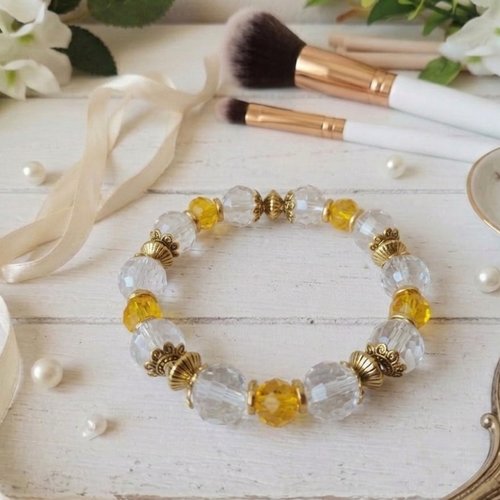 Bracelet perles en verre laqué cristal et à facettes jaune