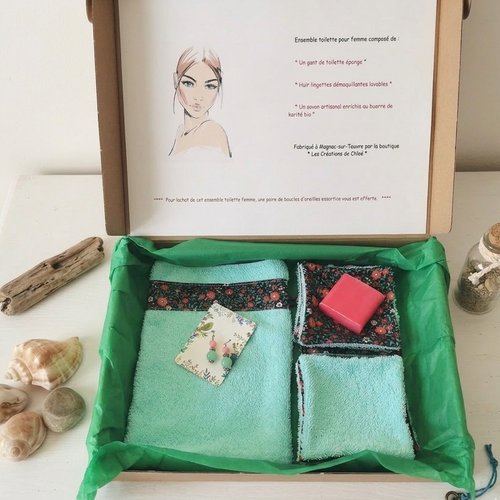 Box gant de toilette et 8 lingettes couleur vert