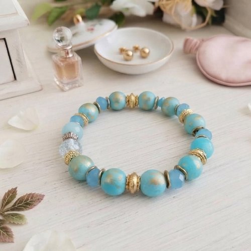 Bracelet perles jade bleu ciel taches dorées