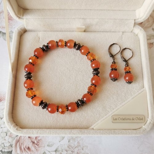 Parure bracelet et boucles d'oreilles assorties