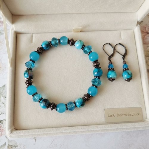 Parure bracelet et boucles d'oreilles assorties