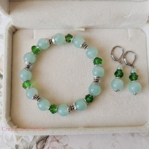 Parure bracelet et boucles d'oreilles assorties
