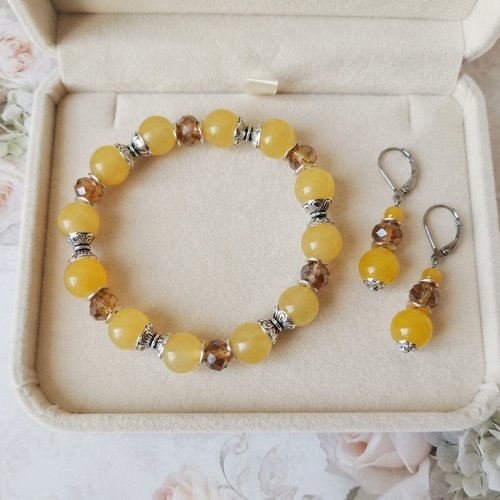Parure bracelet et boucles d'oreilles assorties