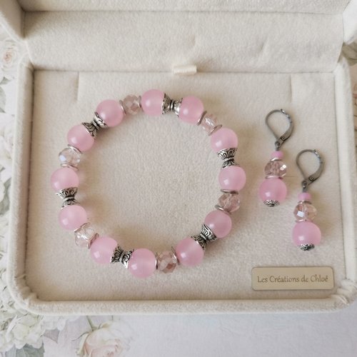 Parure bracelet et boucles d'oreilles assorties