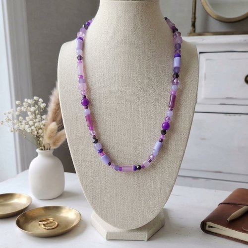 Collier perles en verre tons lilas, violet et mauve