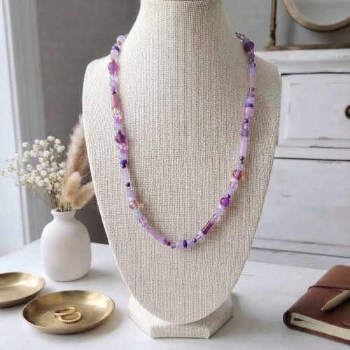 Collier perles en verre tons lilas, violet et mauve