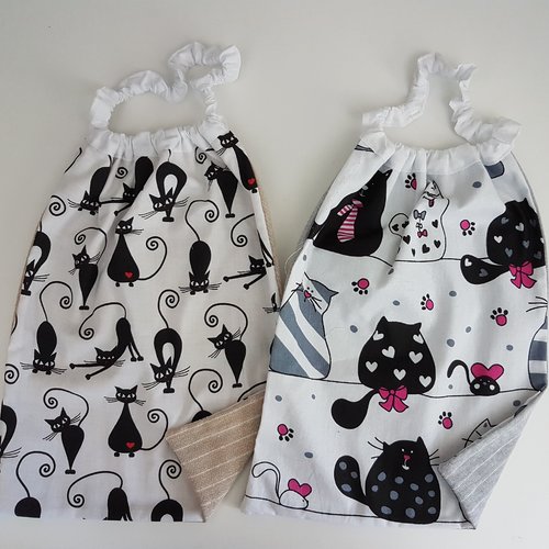 2 serviettes de table - grands bavoirs, serviettes pour cantine, maternelle, école, loisirs ( chats noir et chats noir et blanc)