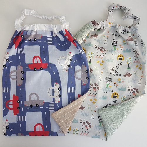 2 serviettes de table - grands bavoirs, serviettes cantine, maternelle, école, loisirs ( voitures et animaux de la campagne )