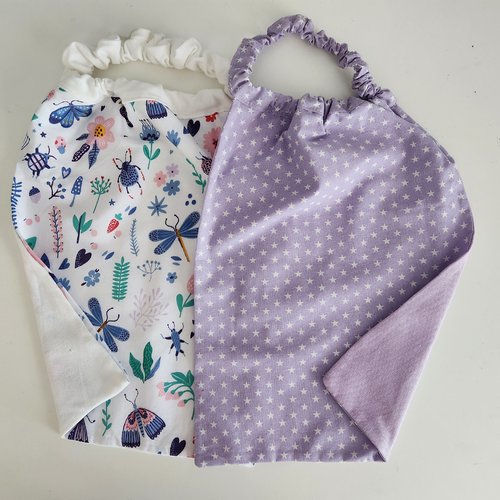 2 serviettes de table - grands bavoirs, serviettes pour cantine, maternelle, école, loisirs (thème : insectes, étoiles)