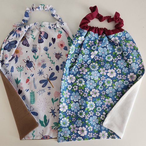 2 serviettes de table - grands bavoirs, serviettes cantine, maternelle, école, loisirs (thème : libéllules et fleurs)