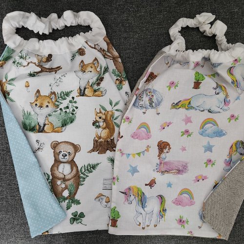 2 serviettes de table - grands bavoirs, serviettes cantine, maternelle, école, loisirs (thème : animaux de la forêt er licornes)