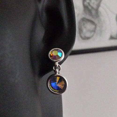 Clous d'oreille pendants en cristaux ab swarovski irisés