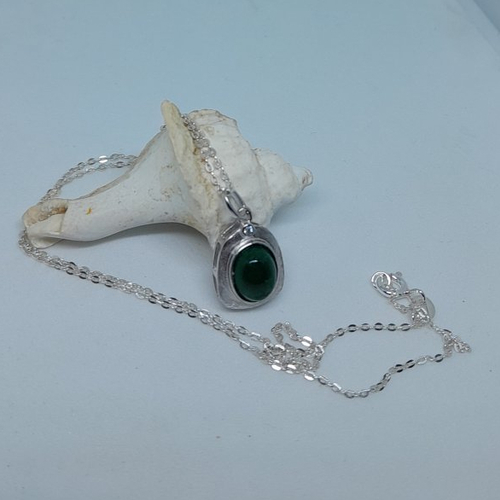 Pendentif carré malachite et argent avec chaine en argent 925 création unique