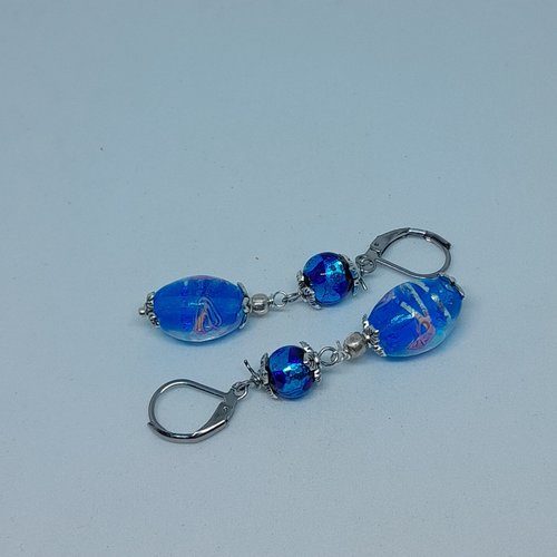 Grandes boucles en acier et perles en verre de murano