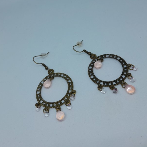 Boucles d'oreille créoles avec perles de verre de bohème