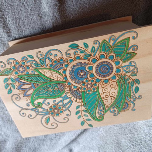 Boite en bois