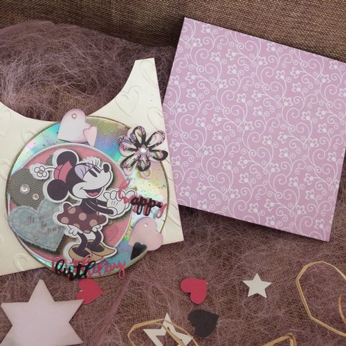 Carte D Anniversaire Enfant Faite Main Sur Cd Theme Disney Minnie L Amoureuse Un Grand Marche