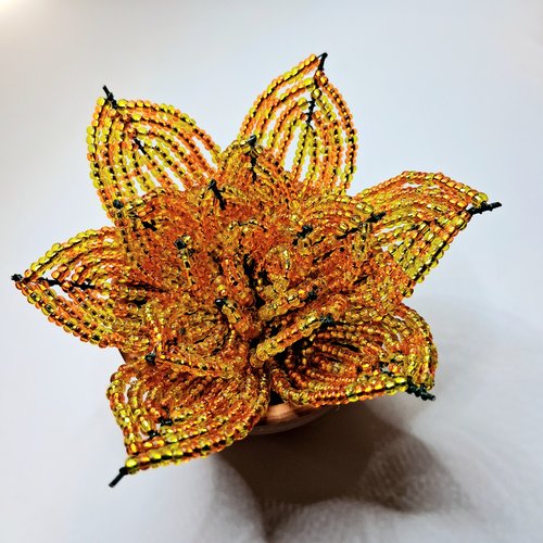 Plante succulente orange en perles de rocaille fait main, en pot