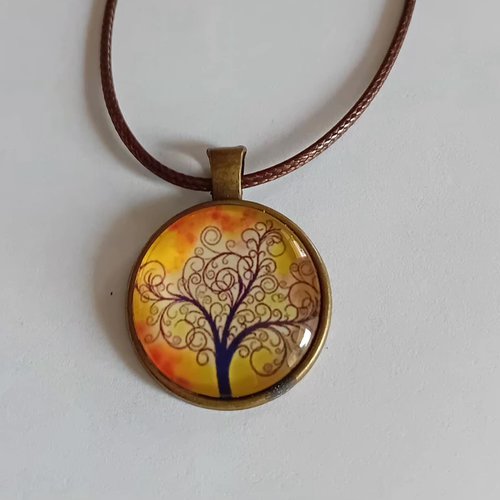 Collier arbre de vie – bronze & faux cuir