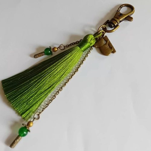 Porte-clés / bijou de sac – pompon doux & breloque panda