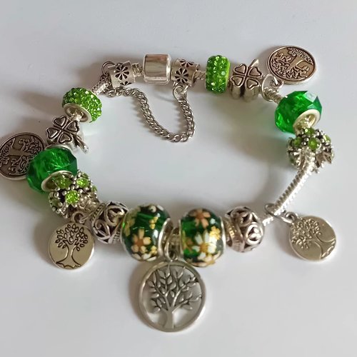 Bracelet "odyssée argentée" – style charms & verre