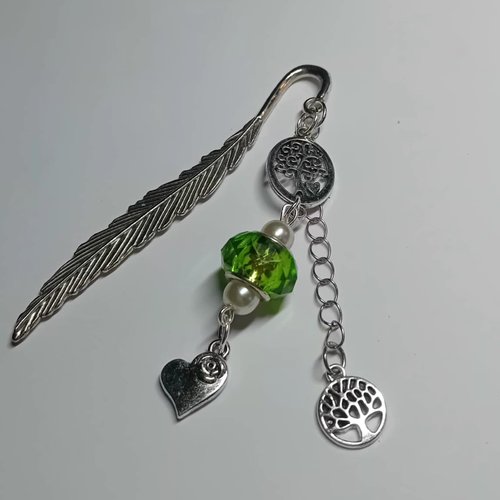 Marque page cœur romantique