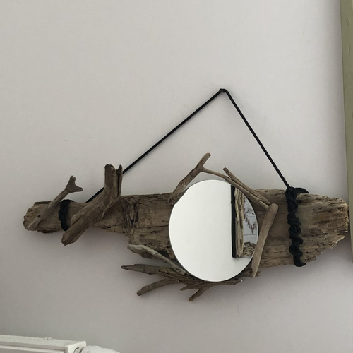 Miroir sur bois flotté
