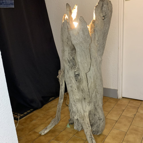 Lampe en bois flotté pour intérieur écolo