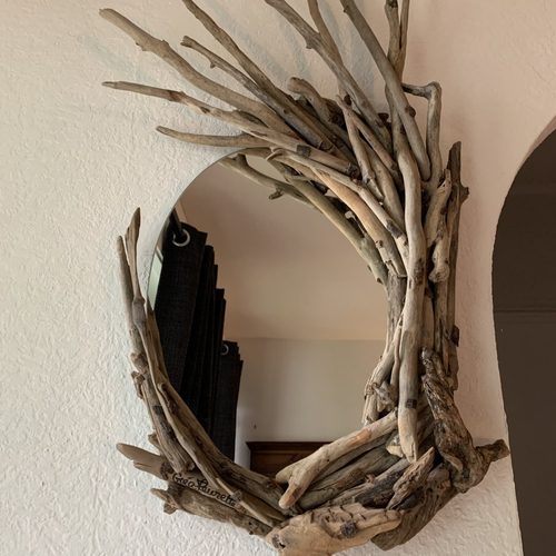 Miroir rond ou ovale et bois flotté