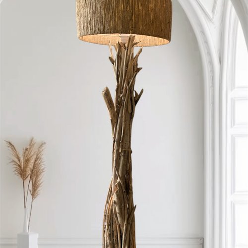 Lampadaire en bois flotté