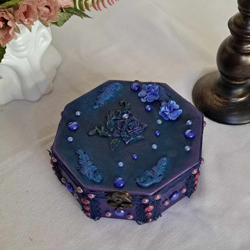 Boite hexagonale "nuit mystique"
