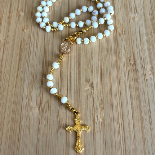 Chapelet chrétien, rosaire chrétien, chapelet cristal blanc, chapelet blanc or, chapelet croix or, rosaire vierge marie, cadeau chrétien