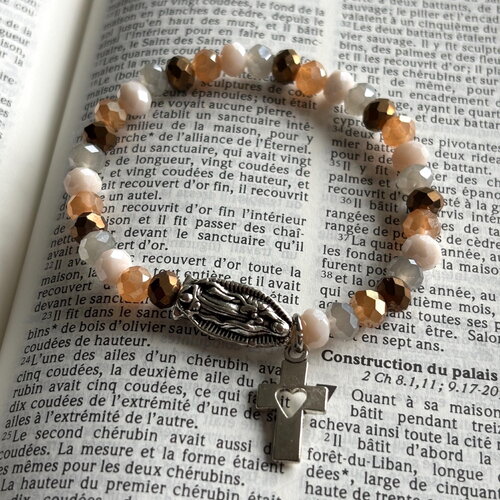 Bracelet de la vierge marie, bracelet chapelet, bracelet perles élastique, bracelet cristal rose, bracelet religieux, bracelet chrétien,