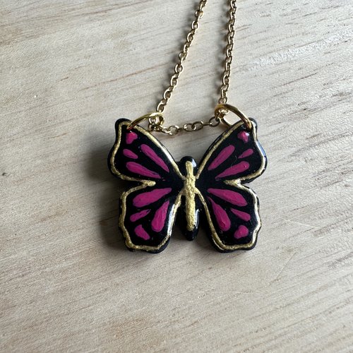 Collier pendentif femme,  papillon rose et noir , pendentif papillon rose, collier or 14k, cadeau anniversaire femme, collier nature