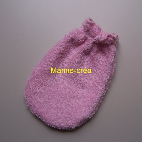 Gant de toilette élastiqué pour enfant en éponge de coton de couleur rose pastel