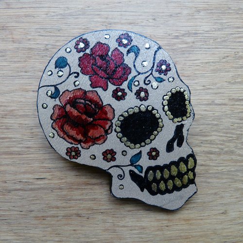 Broche "crâne mexicain" fleurs cuir