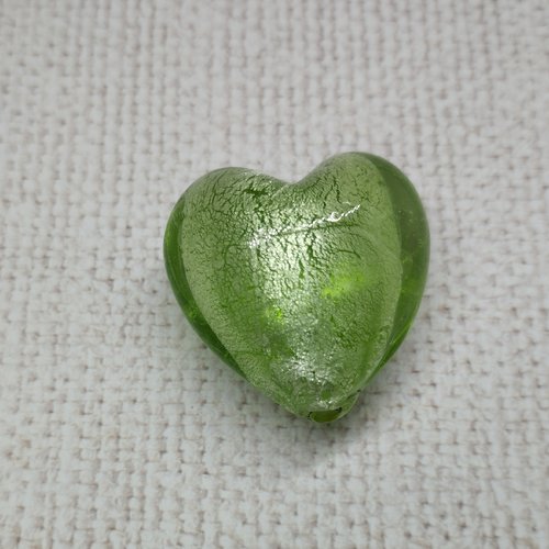 Perle coeur en verre