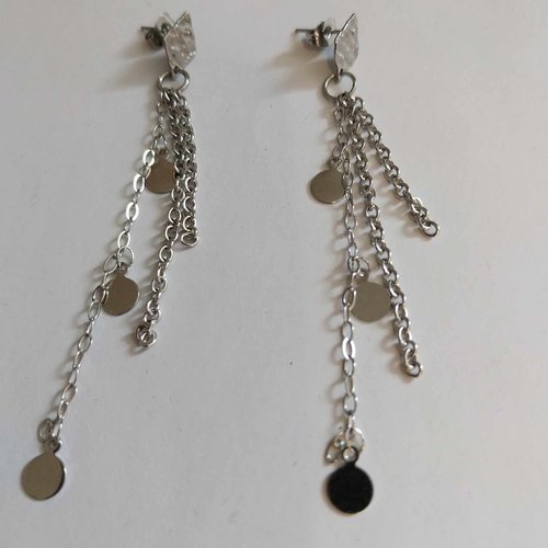 Boucles d'oreilles pendantes